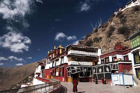  ¿Has Descubierto la Magia Espiritual del Monasterio de Drigung Til? Un Templo Budista Milenario en lo Alto de las Montañas!