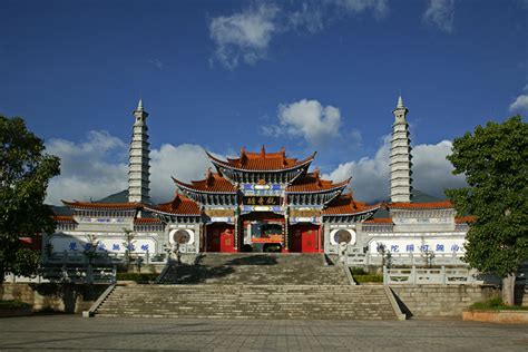 ¡Sumérgete en la historia y belleza del Templo de Guanyin en Changzhi!